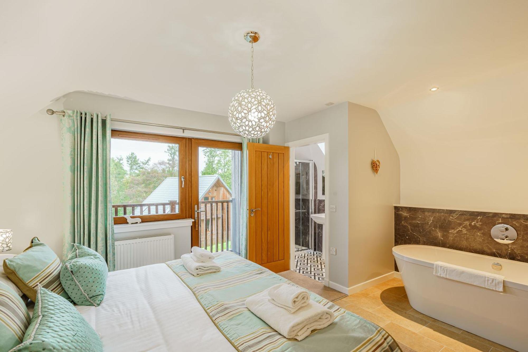 Lord Galloway 35 With Hot Tub Newton Stewart Kültér fotó
